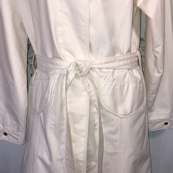 Port Authority Cream Packable Hoodie Raincoat Zip and Button Front Closing S/S - Picture 3 of 16